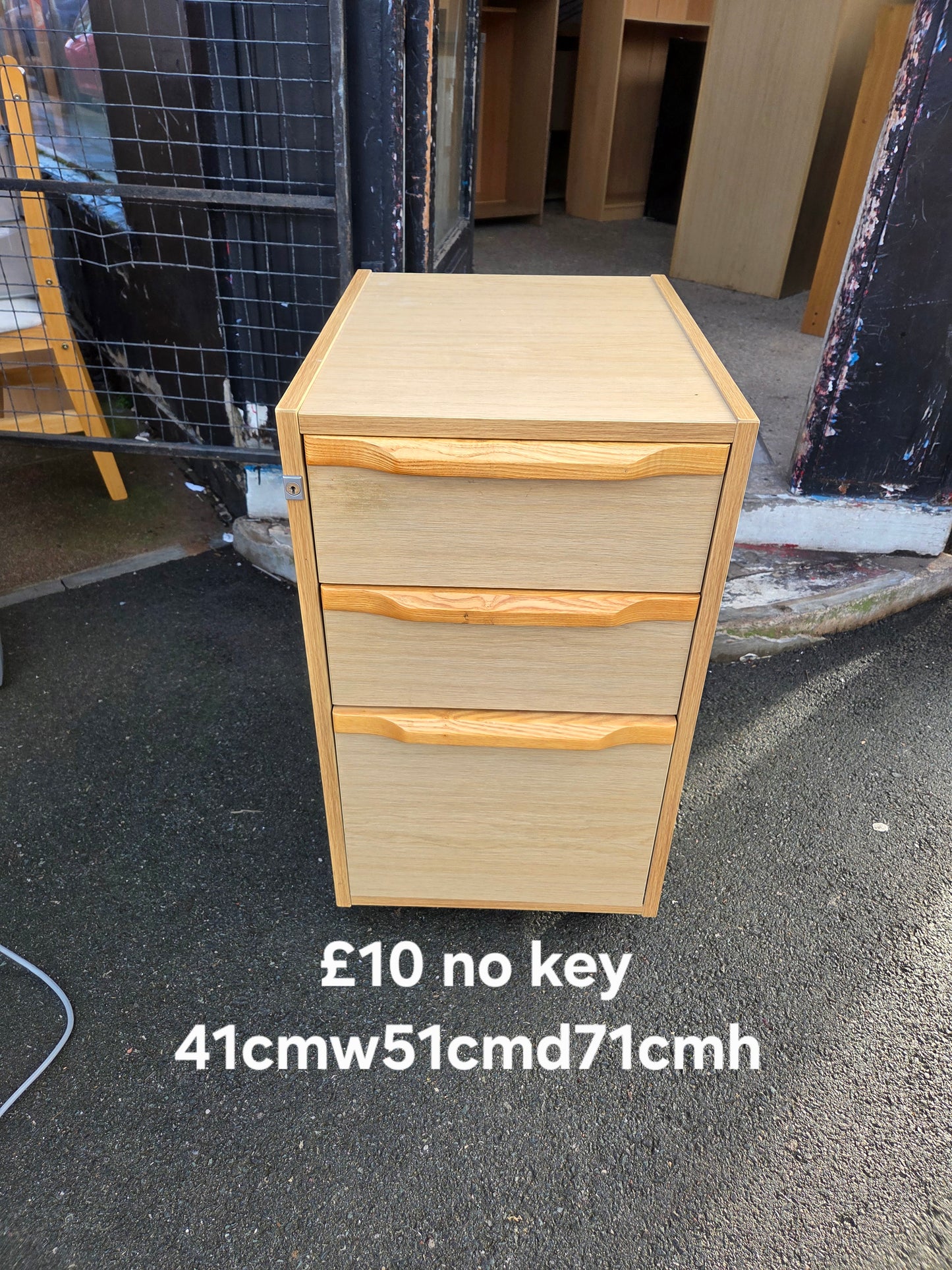 Filing cabinet π Free delivery in Leicester π
