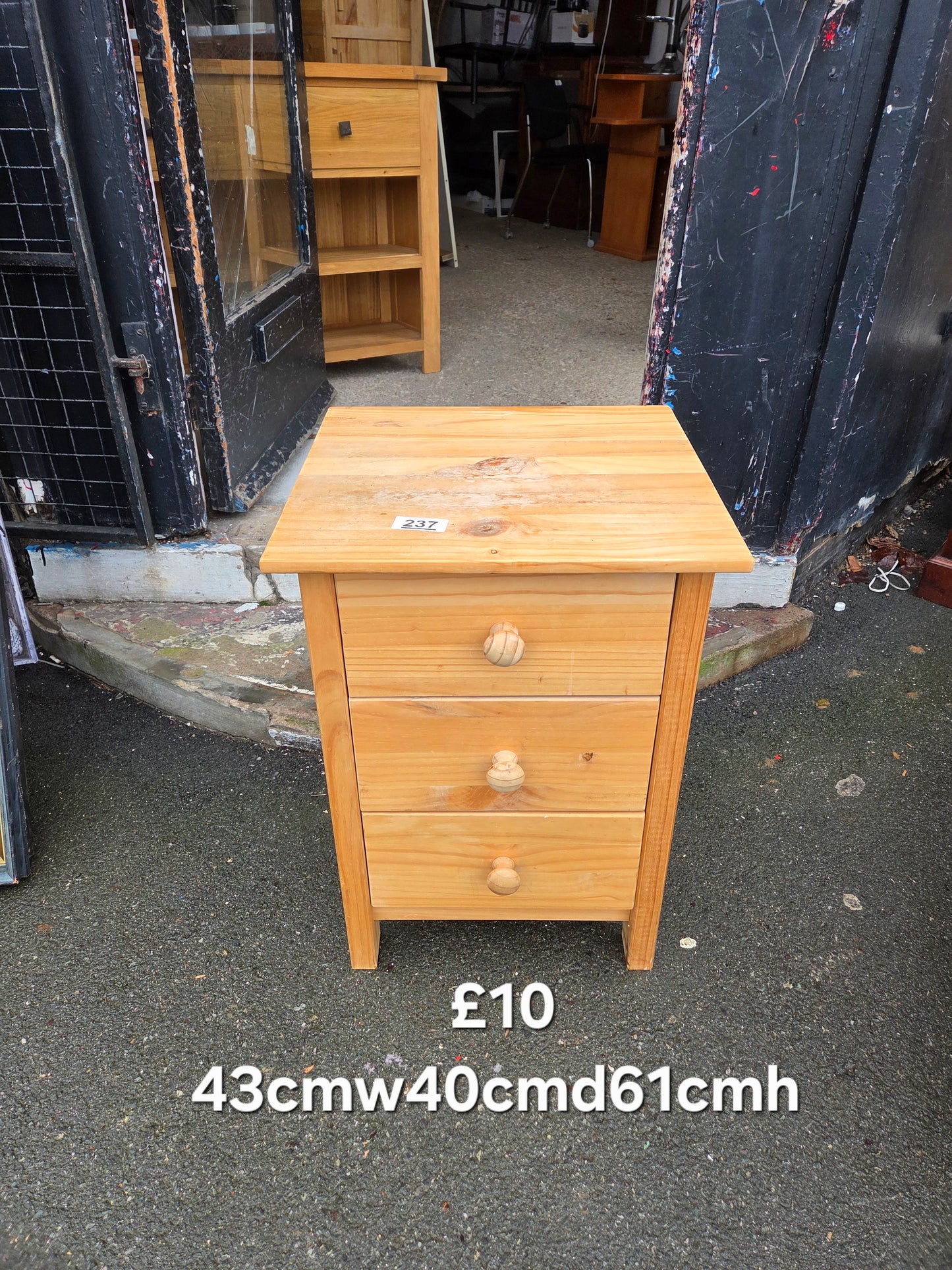 Bedside table π Free delivery in Leicester π