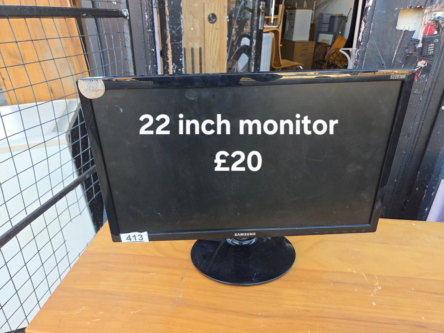 Samsung S22D300HY 22 inch Monitor 🌟 Free Delivery 🌟 120 Days Warranty 🌟