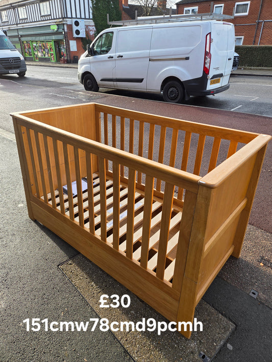 Cot 🌟 Free delivery in Leicester 🌟