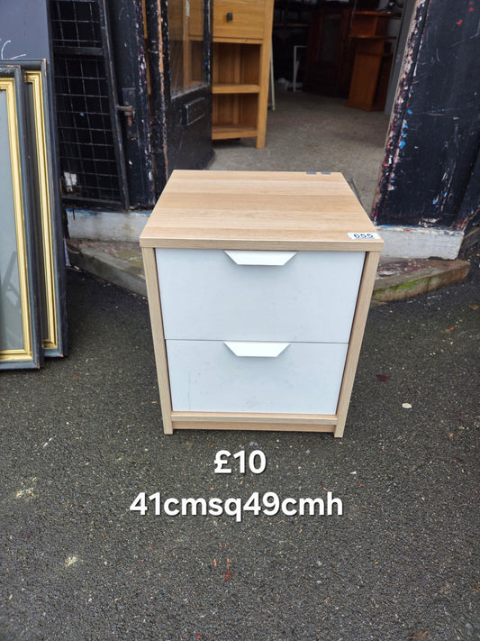 Bedside table 🌟 Free delivery in Leicester 🌟