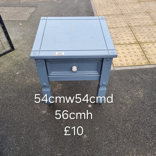 Side table 🌟 Free delivery in Leicester 🌟